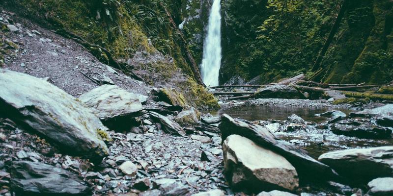 编程开发视角：基于YM7570883等软件工具的物联网设备安全接入企业网络最佳实践